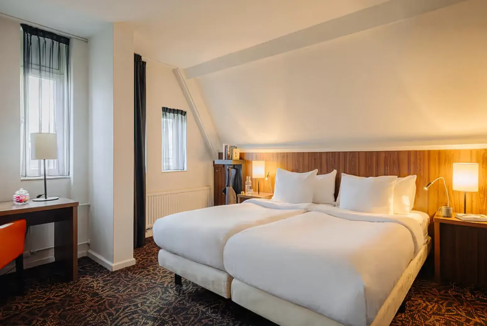 Comfort Triple Room with three single beds